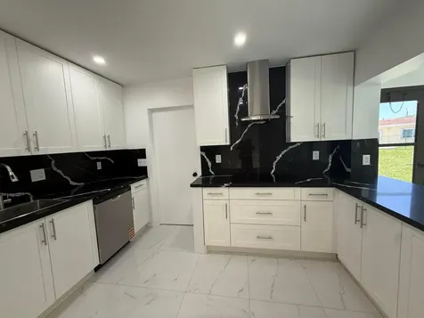 9405 NW 74th Street Tamarac FL 33321