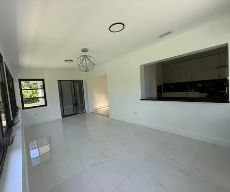 9405 NW 74th Street Tamarac FL 33321
