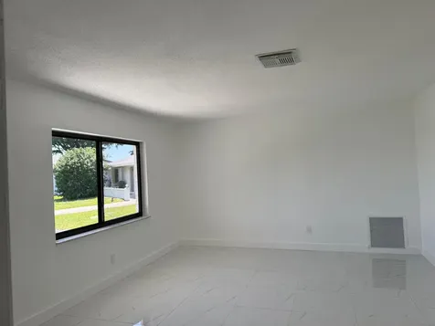9405 NW 74th Street Tamarac FL 33321