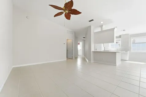 8439 SE Retreat Drive Hobe Sound FL 33455