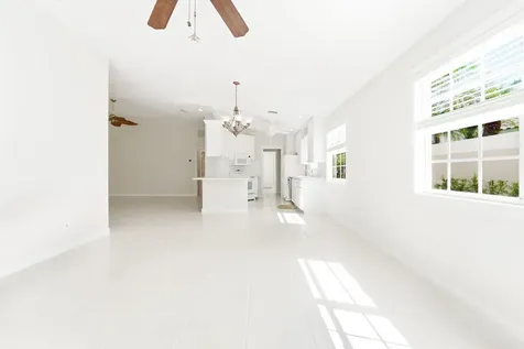 8439 SE Retreat Drive Hobe Sound FL 33455