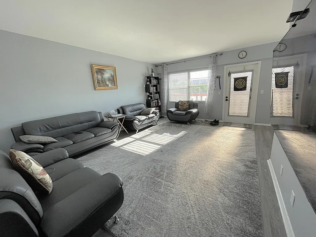 334 Brighton H Boca Raton FL 33434