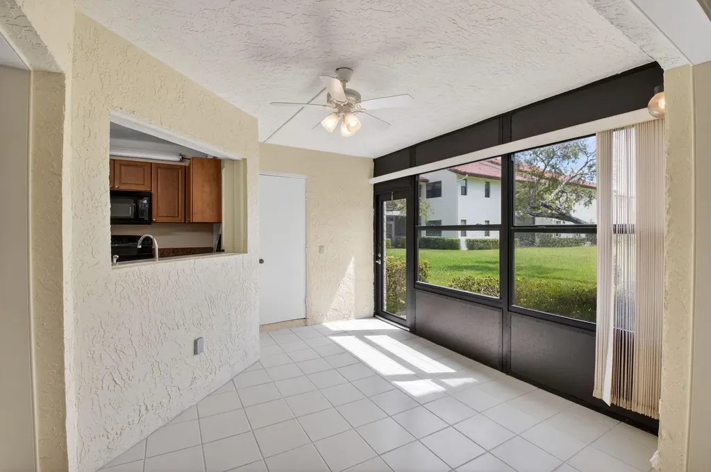 6069 Parkwalk Drive Boynton Beach FL 33472
