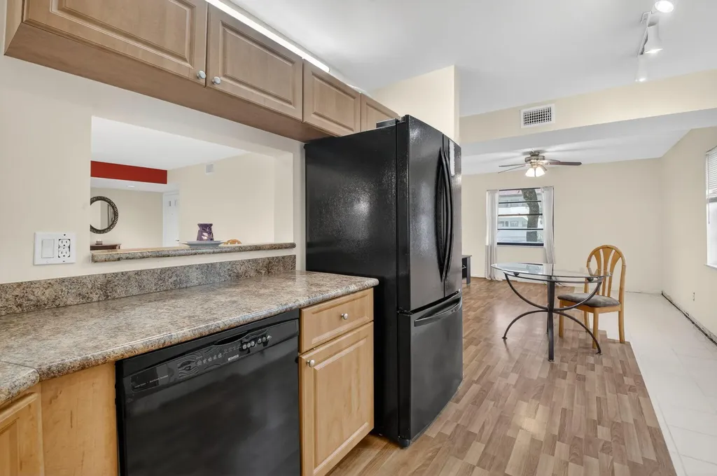 6069 Parkwalk Drive Boynton Beach FL 33472