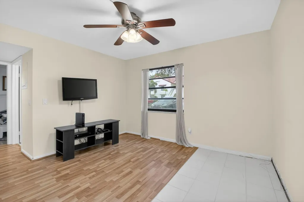 6069 Parkwalk Drive Boynton Beach FL 33472