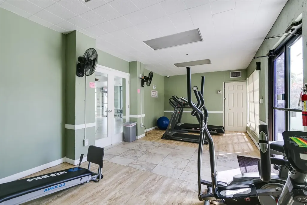 2613 SW Natura Avenue Deerfield Beach FL 33441