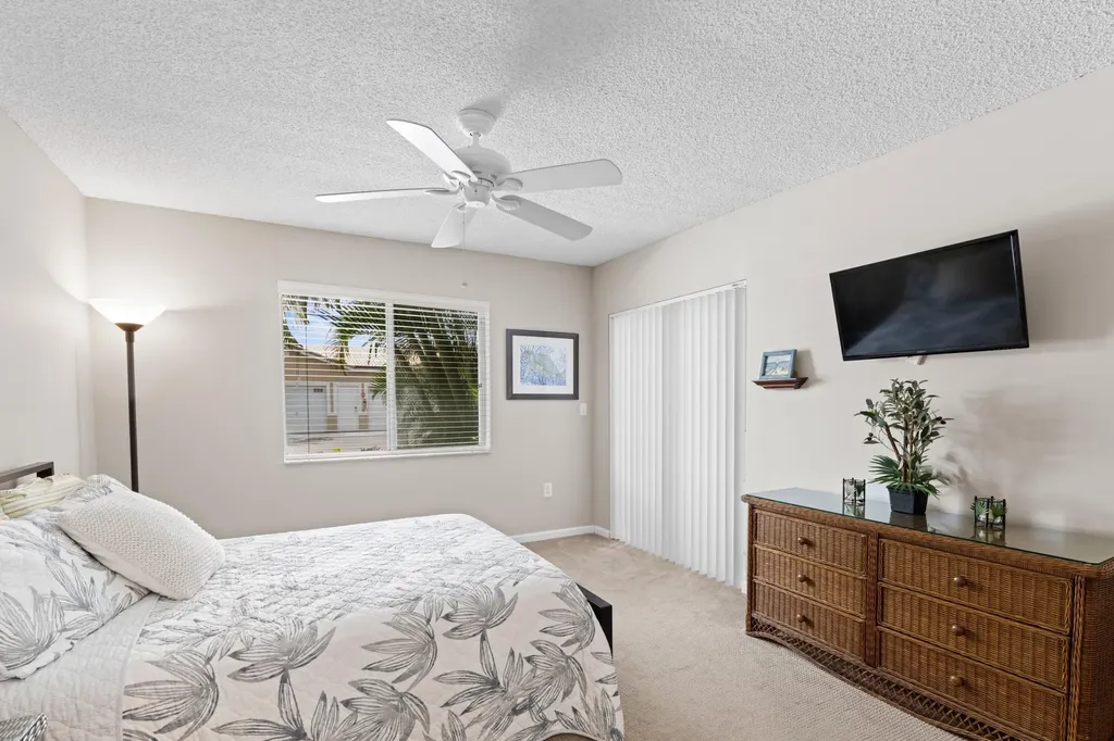 272 Village Boulevard Tequesta FL 33469