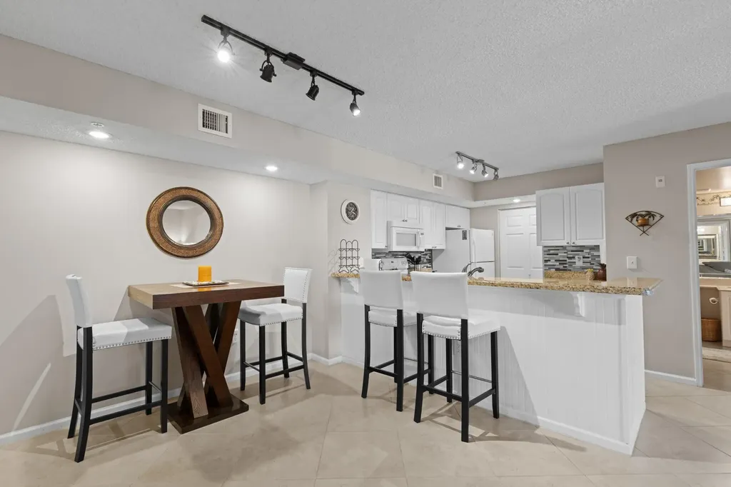272 Village Boulevard Tequesta FL 33469