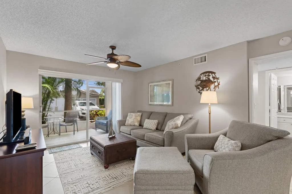272 Village Boulevard Tequesta FL 33469