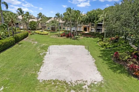 272 Village Boulevard Tequesta FL 33469