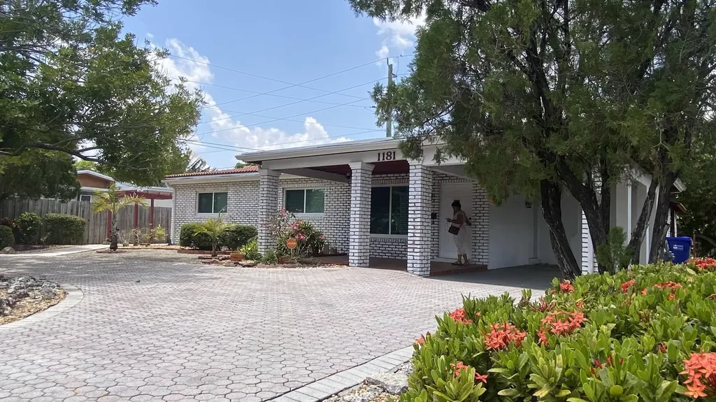 1181 SW 4th Terrace Pompano Beach FL 33060