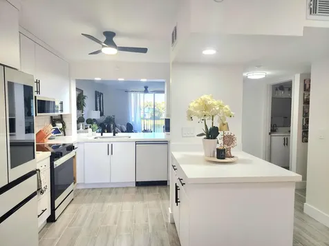 7751 Southampton Terrace Tamarac FL 33321
