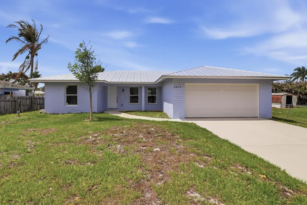 2805 SE Carroll Street Stuart FL 34997