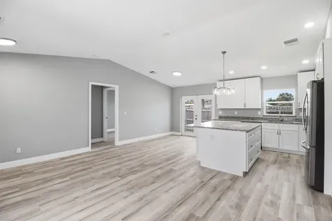 2805 SE Carroll Street Stuart FL 34997
