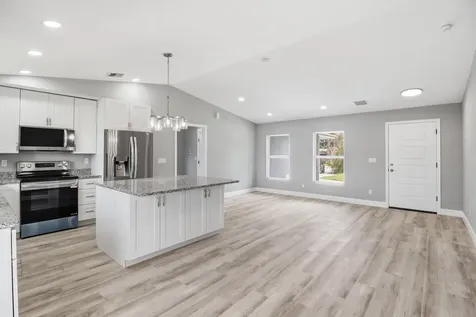 2805 SE Carroll Street Stuart FL 34997
