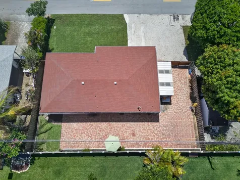 2216 NW 2nd Avenue Wilton Manors FL 33311