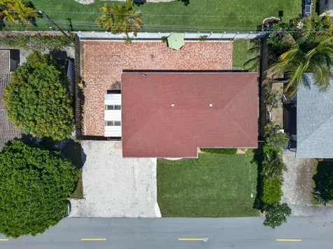 2216 NW 2nd Avenue Wilton Manors FL 33311