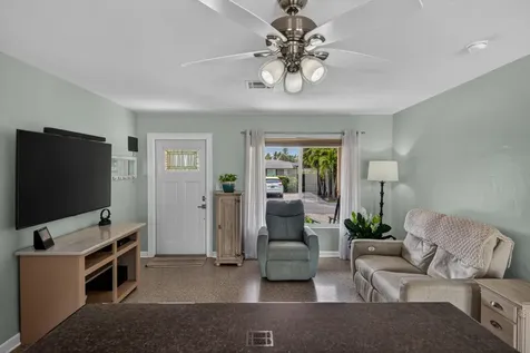 2216 NW 2nd Avenue Wilton Manors FL 33311