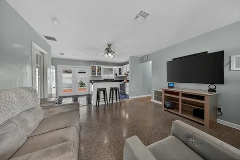 2216 NW 2nd Avenue Wilton Manors FL 33311