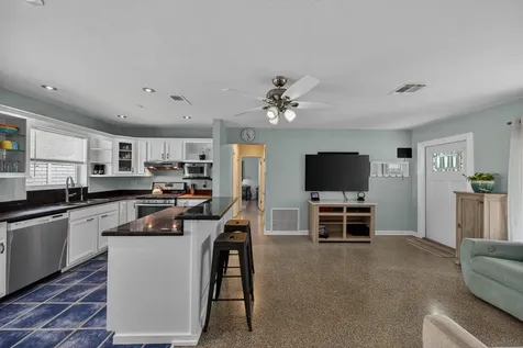 2216 NW 2nd Avenue Wilton Manors FL 33311