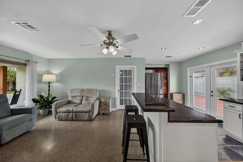 2216 NW 2nd Avenue Wilton Manors FL 33311
