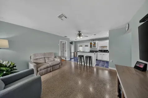 2216 NW 2nd Avenue Wilton Manors FL 33311