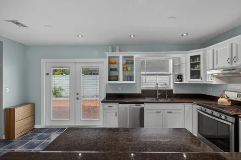 2216 NW 2nd Avenue Wilton Manors FL 33311