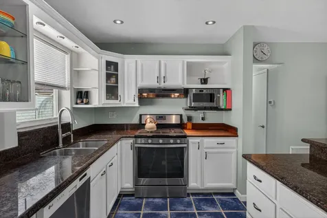 2216 NW 2nd Avenue Wilton Manors FL 33311