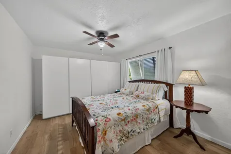 2216 NW 2nd Avenue Wilton Manors FL 33311