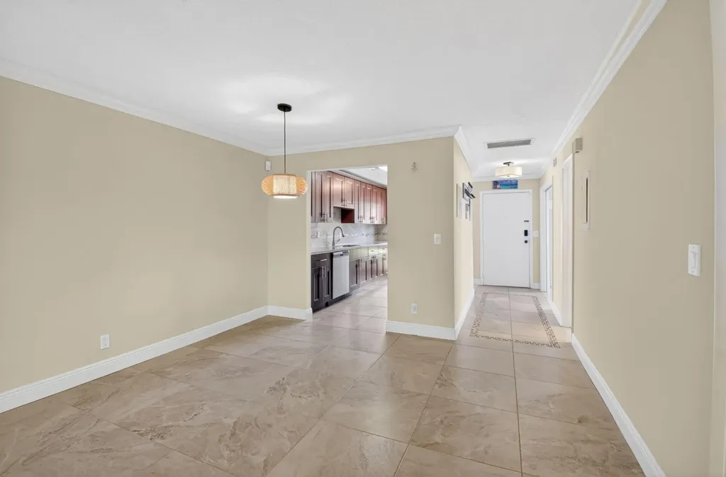 13740 Via Flora Delray Beach FL 33484