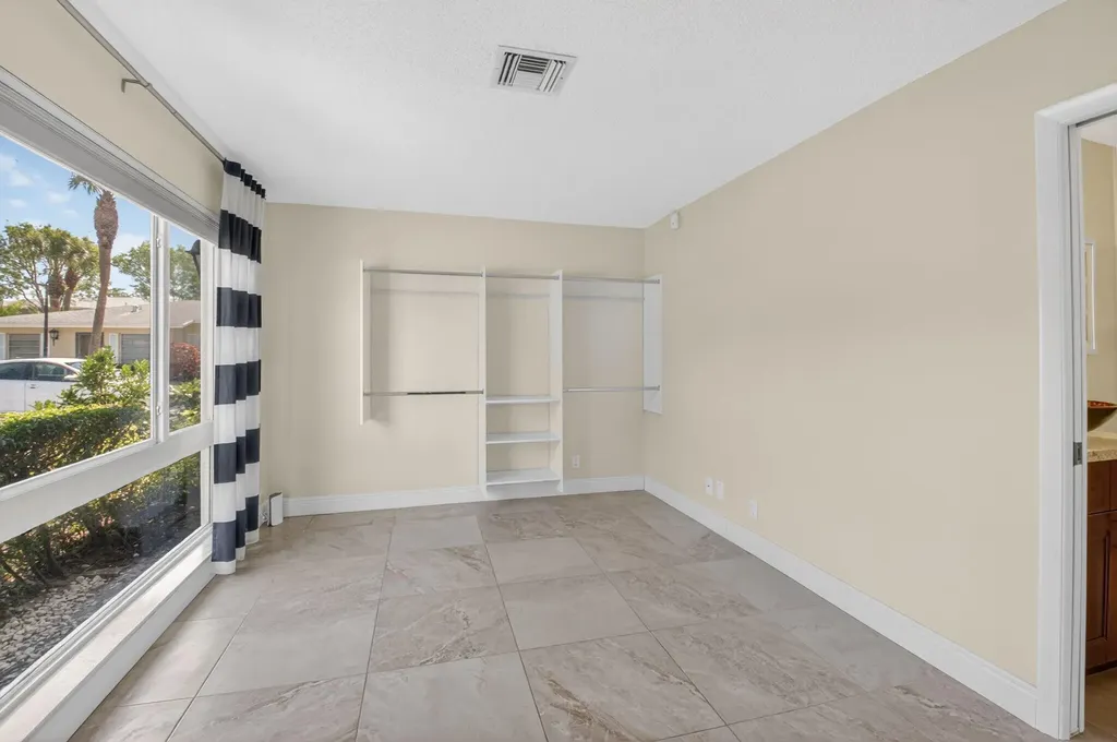 13740 Via Flora Delray Beach FL 33484