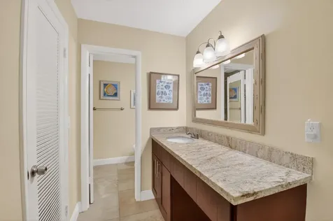 13740 Via Flora Delray Beach FL 33484