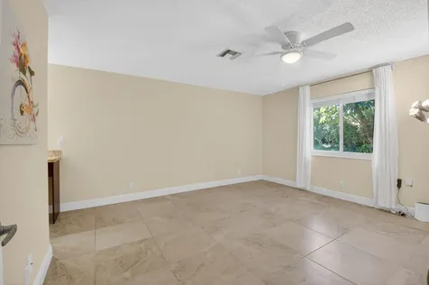 13740 Via Flora Delray Beach FL 33484