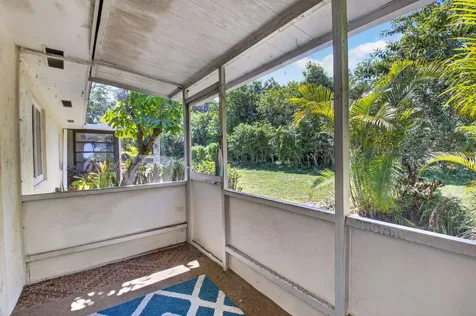 13740 Via Flora Delray Beach FL 33484