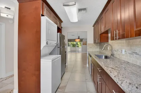13740 Via Flora Delray Beach FL 33484