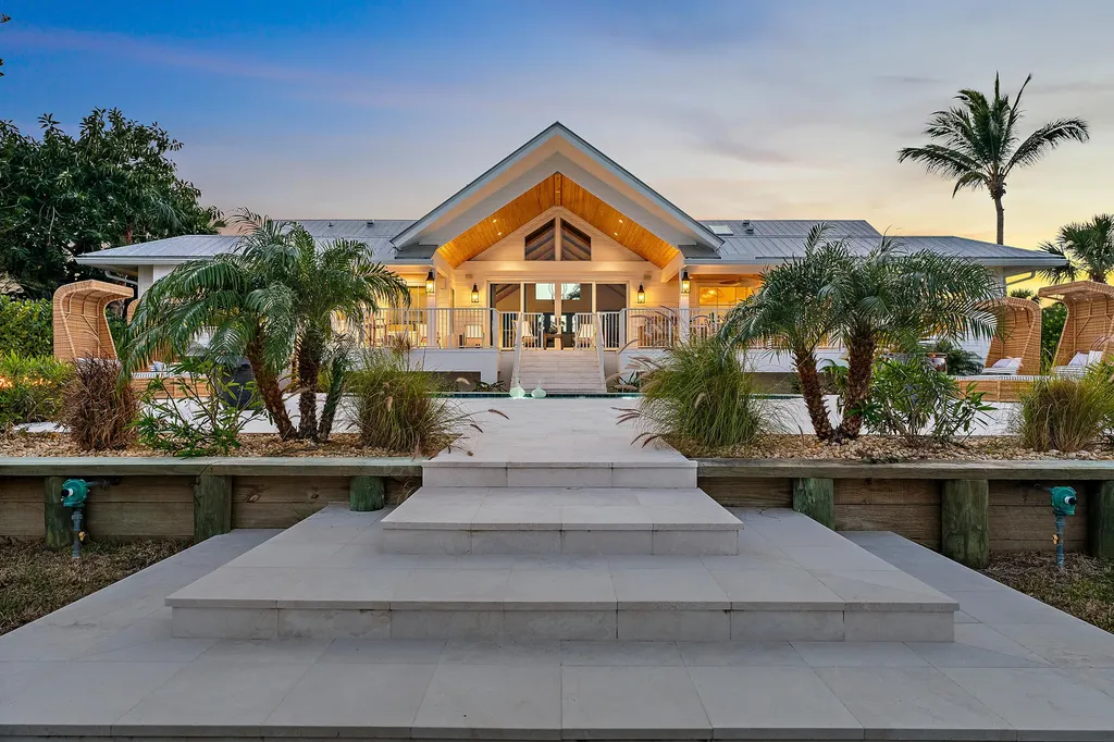 116 S Sewalls Point Road Sewalls Point FL 34996