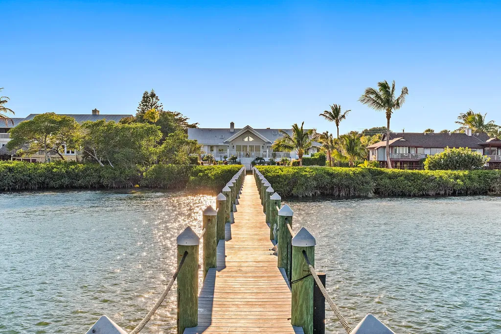 116 S Sewalls Point Road Sewalls Point FL 34996