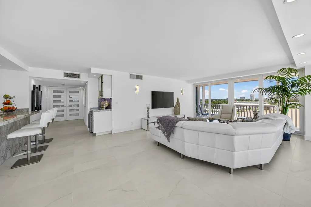2200 S Ocean Lane Fort Lauderdale FL 33316