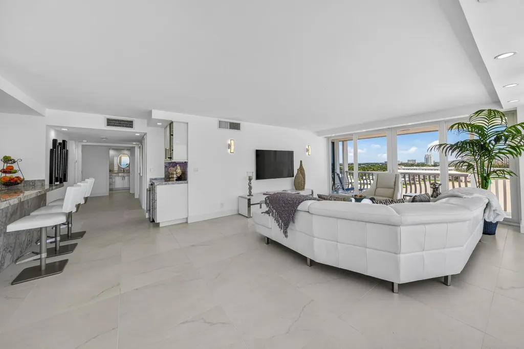 2200 S Ocean Lane Fort Lauderdale FL 33316