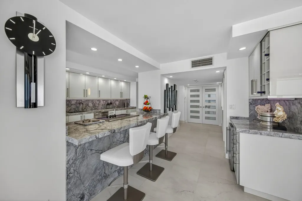 2200 S Ocean Lane Fort Lauderdale FL 33316