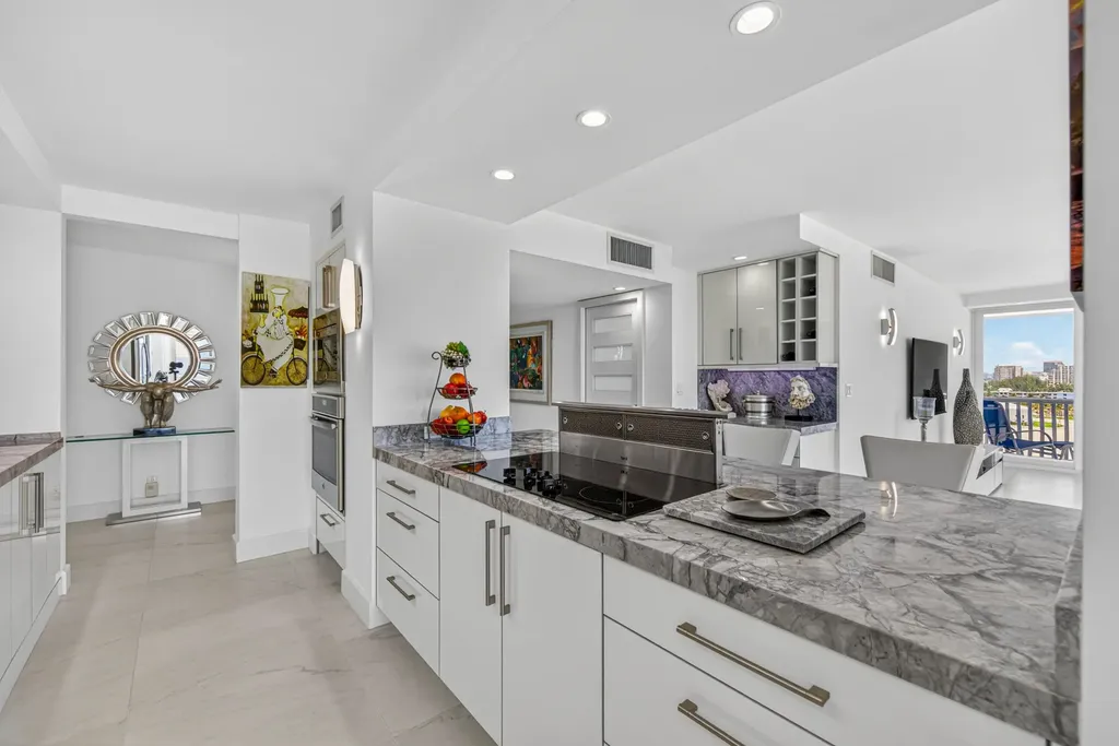2200 S Ocean Lane Fort Lauderdale FL 33316