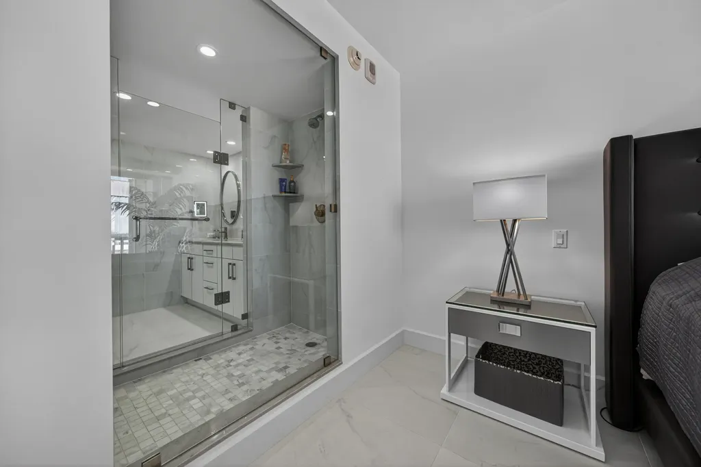 2200 S Ocean Lane Fort Lauderdale FL 33316
