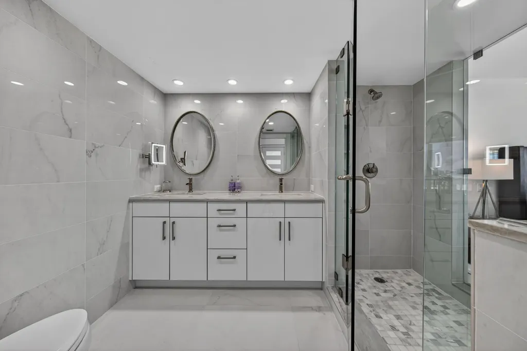 2200 S Ocean Lane Fort Lauderdale FL 33316