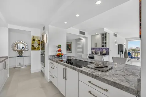 2200 S Ocean Lane Fort Lauderdale FL 33316
