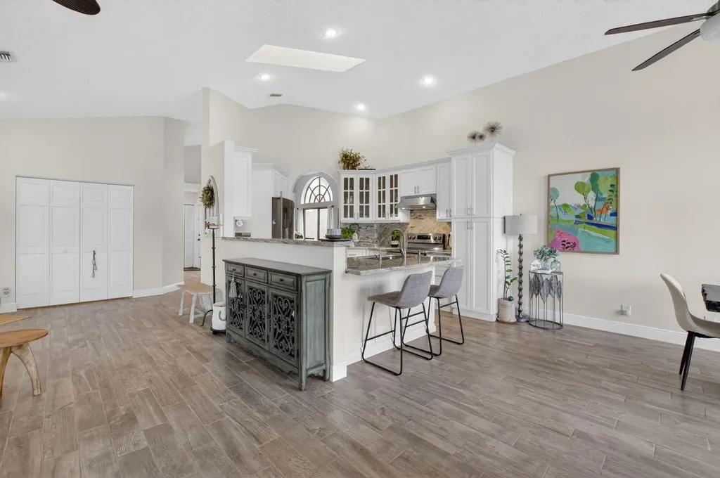 12378 Pleasant Green Way Boynton Beach FL 33437