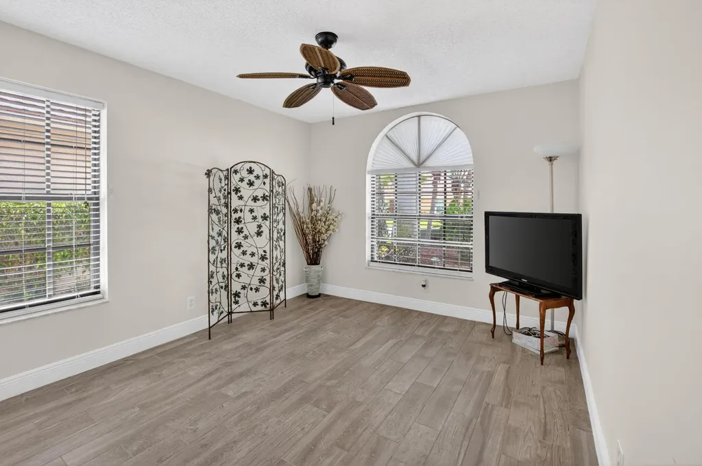 12378 Pleasant Green Way Boynton Beach FL 33437