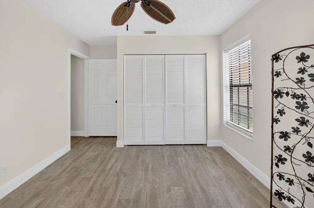 12378 Pleasant Green Way Boynton Beach FL 33437