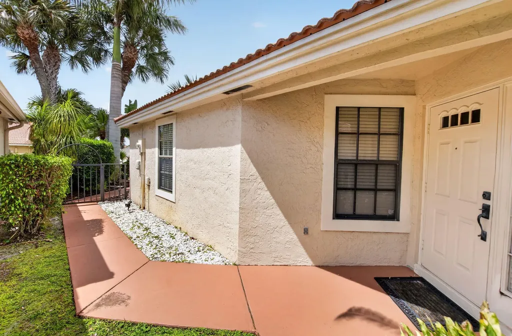 12378 Pleasant Green Way Boynton Beach FL 33437