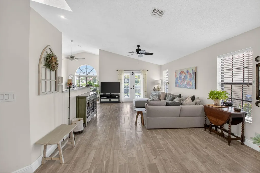 12378 Pleasant Green Way Boynton Beach FL 33437