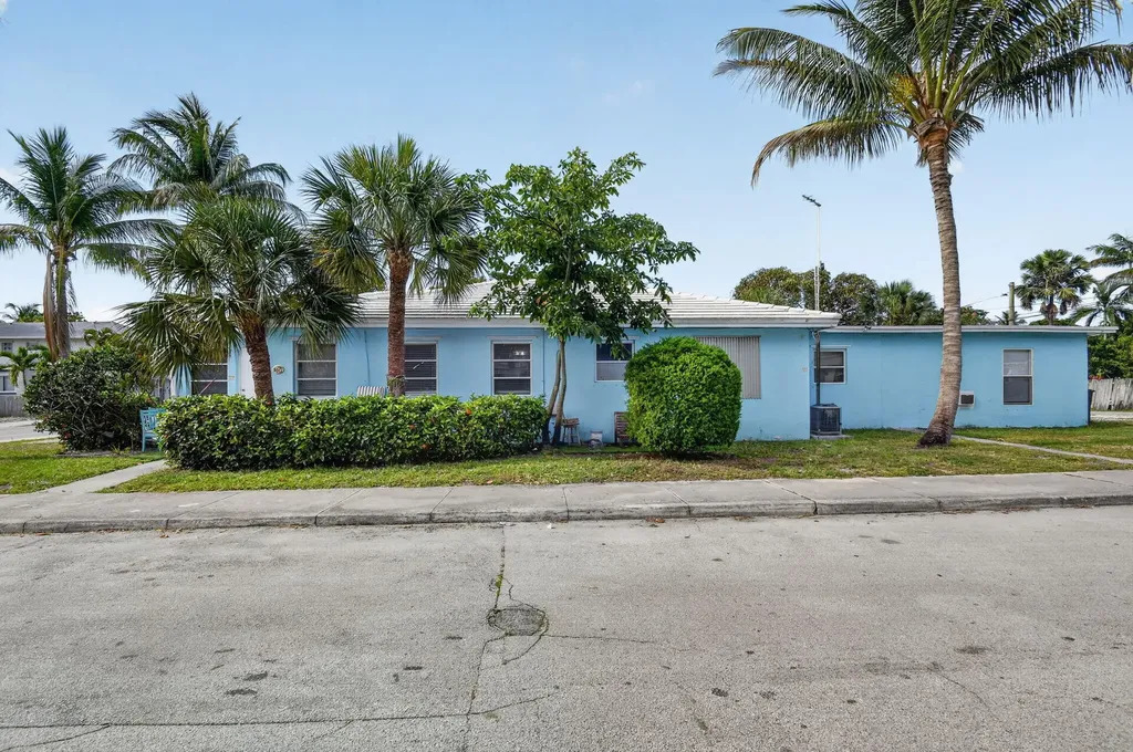 301 S L Street Lake Worth Beach FL 33460